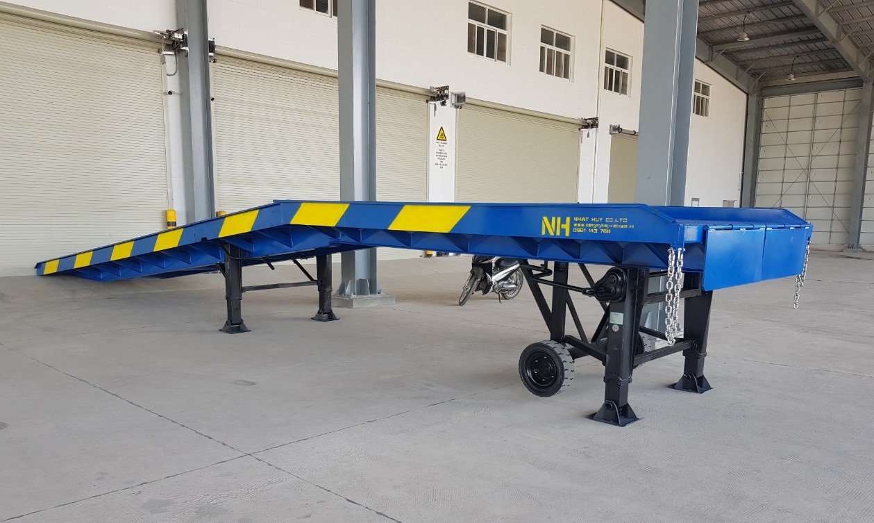 cau-container